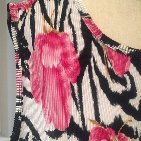 Tank top - Picture 2 of 3